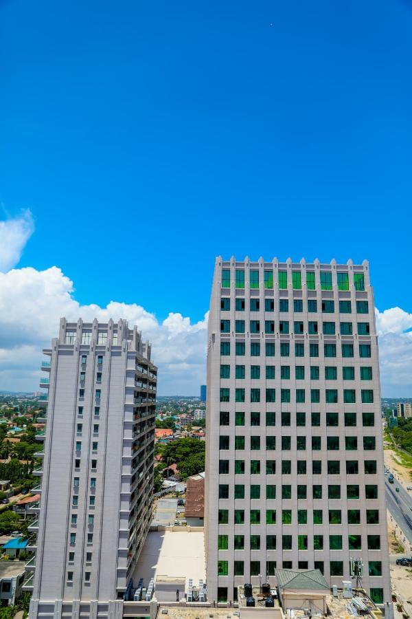 Lark Hotel Daressalam Exterior foto